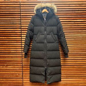 Canada Goose Mystique Heritage women's full length parka size S. Black.
